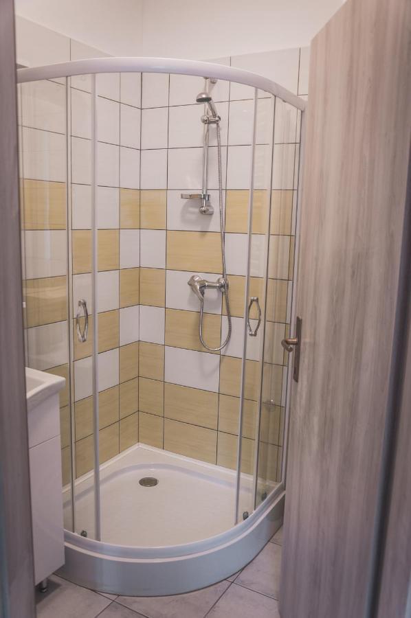 Apartmaji Hrast - Podbela Екстер'єр фото